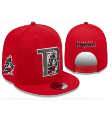 Tampa Bay Buccaneers Snapback Cap 26C U687