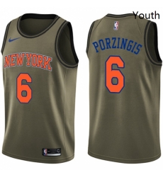 Youth Nike New York Knicks 6 Kristaps Porzingis Swingman Green Salute to Service NBA Jersey Youth Nike New York Knicks 6 Kristaps Porzingis Swingman Green Salute to Service NBA Jersey